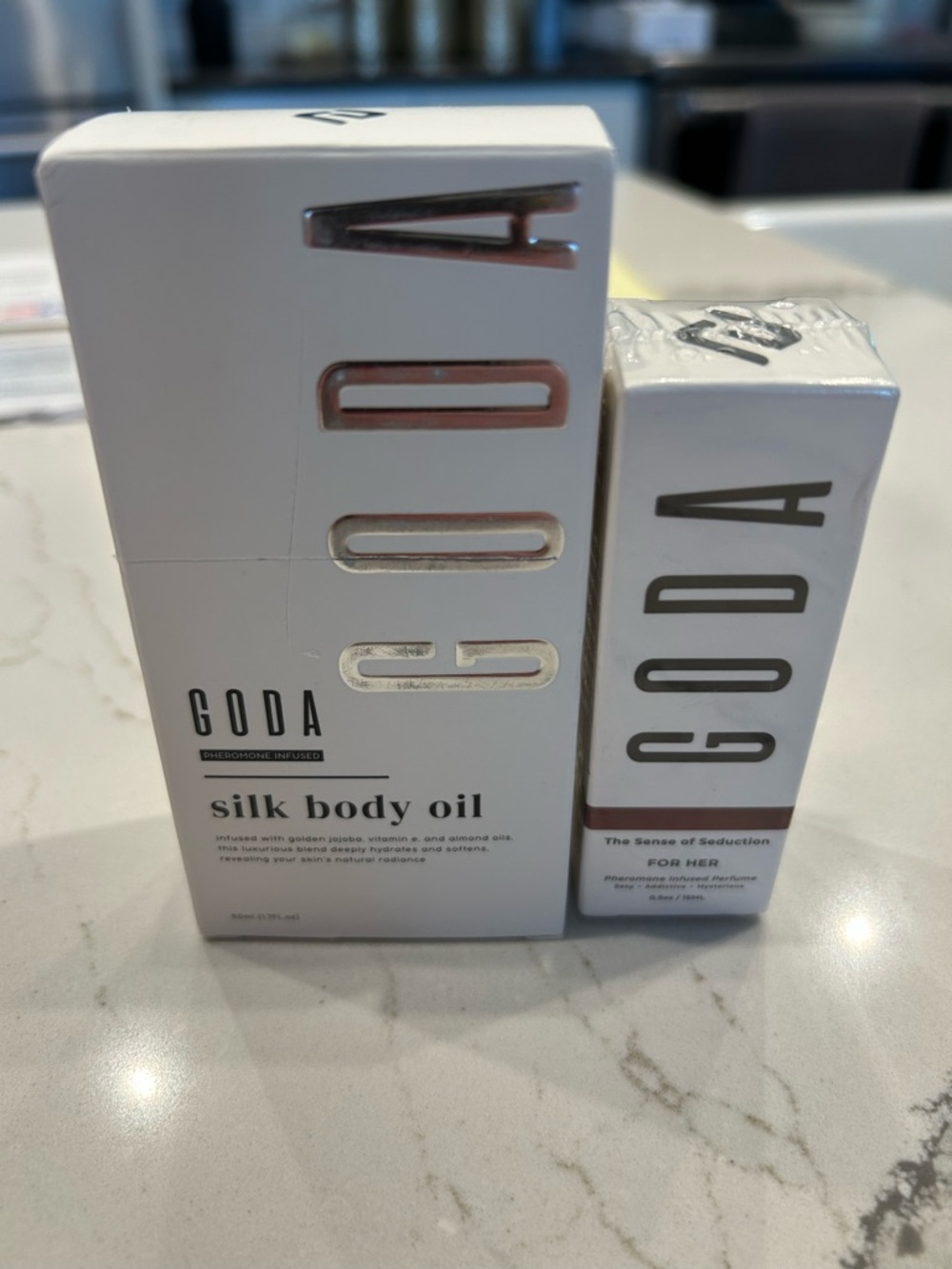 Silk Body Oil set — Beautiful fragrance Hydrating Body Oil for Women
